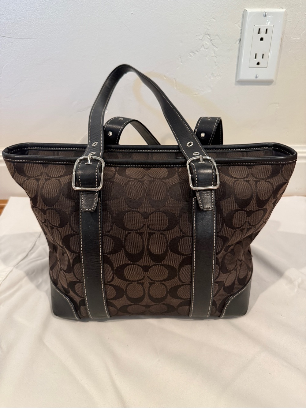 Coach Signature Canvas Buckle Tote in Dark Brown, Black, Y2K era bag - Picture 3 of 15